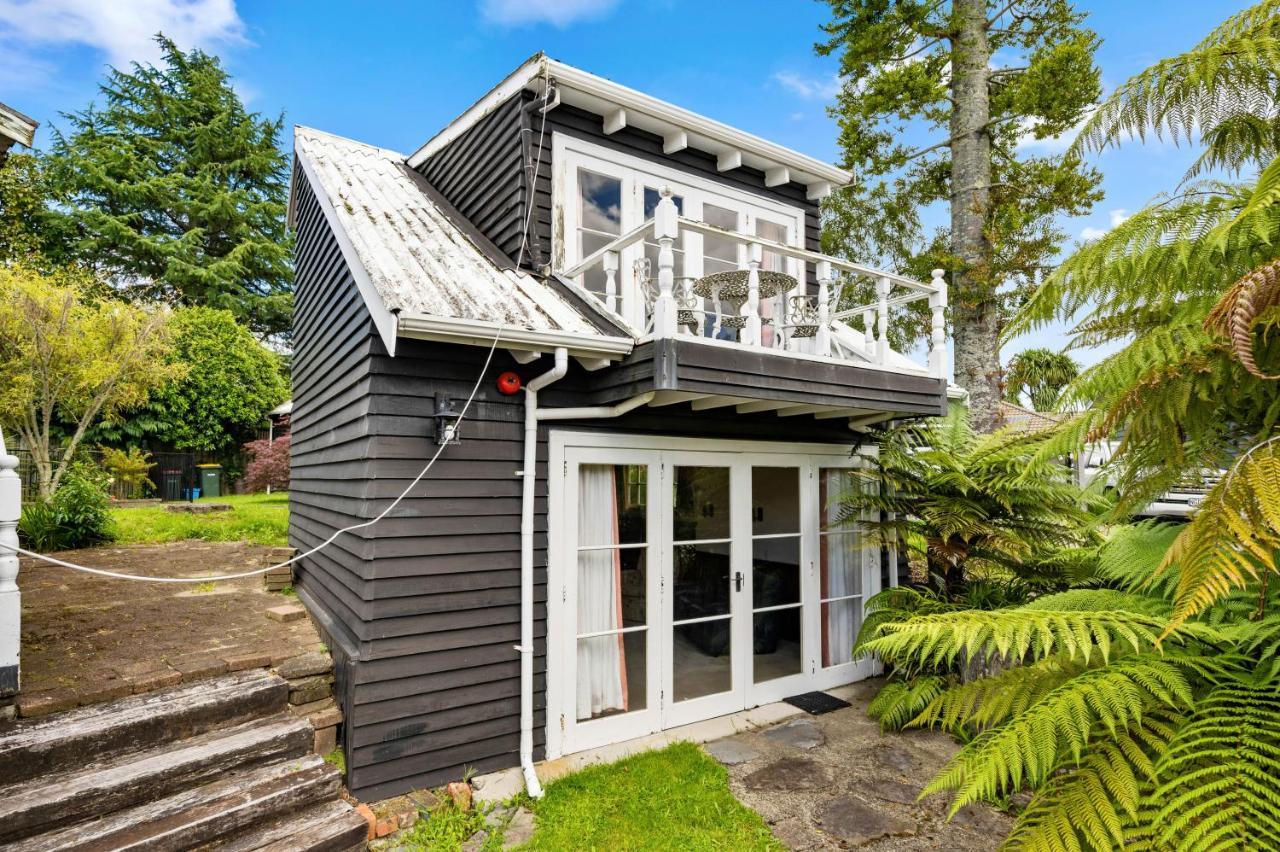 Springfield Rise Lodge - Rotorua Holiday Home Eksteriør bilde